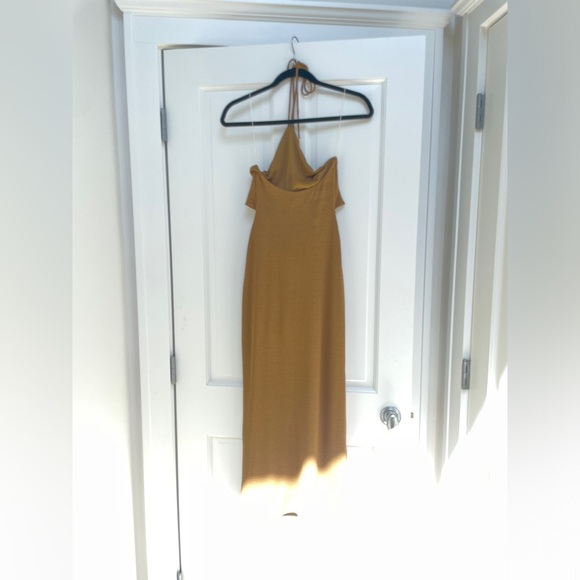 BRAND NEW Significant Other Hallie Halter Maxi Dress in Toffee Size 2 - Picture 7 of 7